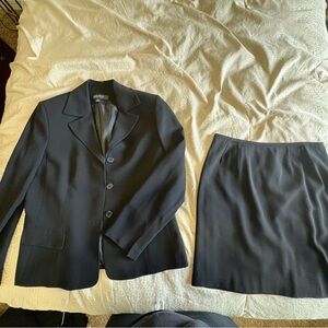 Kasper Black Skirtsuit Business Attire